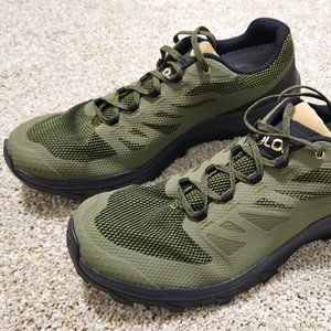*SOLD* Salomon Outline GTX Gore-Tex Waterproof Hiking Shoes,  Men's Size 12